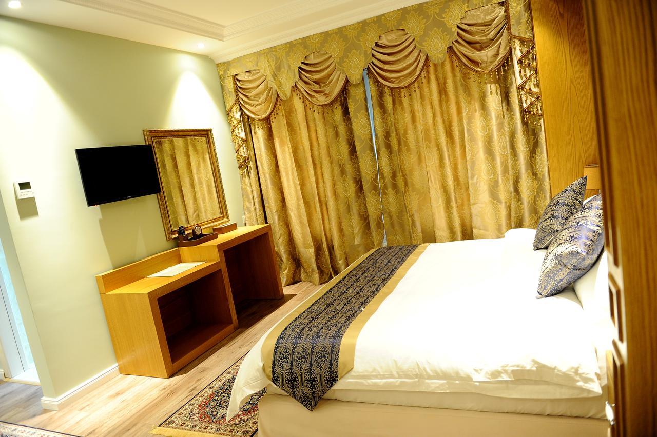 Hotel Britania Kamez Zewnętrze zdjęcie