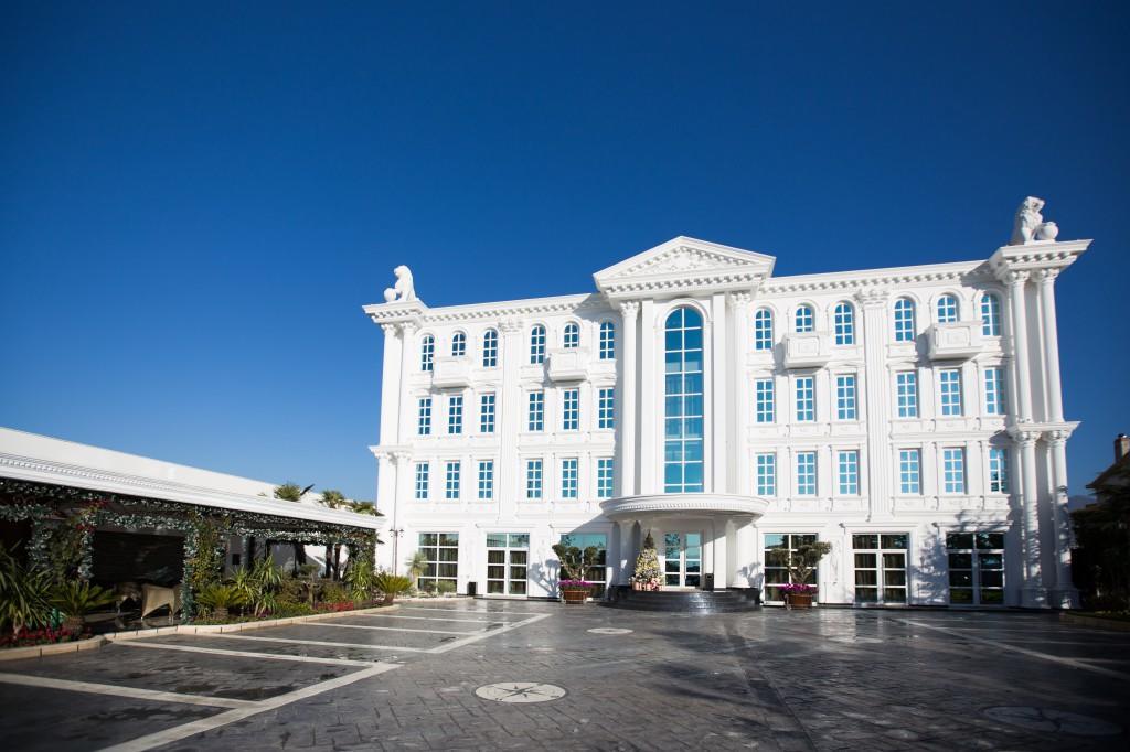 Hotel Britania Kamez Zewnętrze zdjęcie